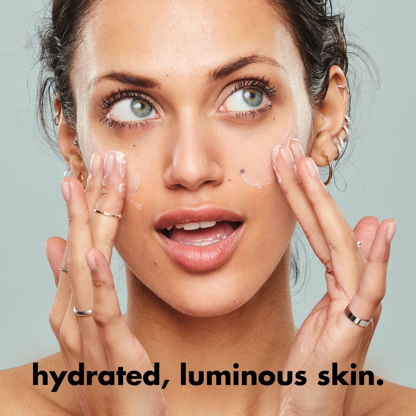 holy-hydration-face-cream-fragrance-free-x9 0226_EDU_HHFaceCreamFragranceFree_Benefit.jpg