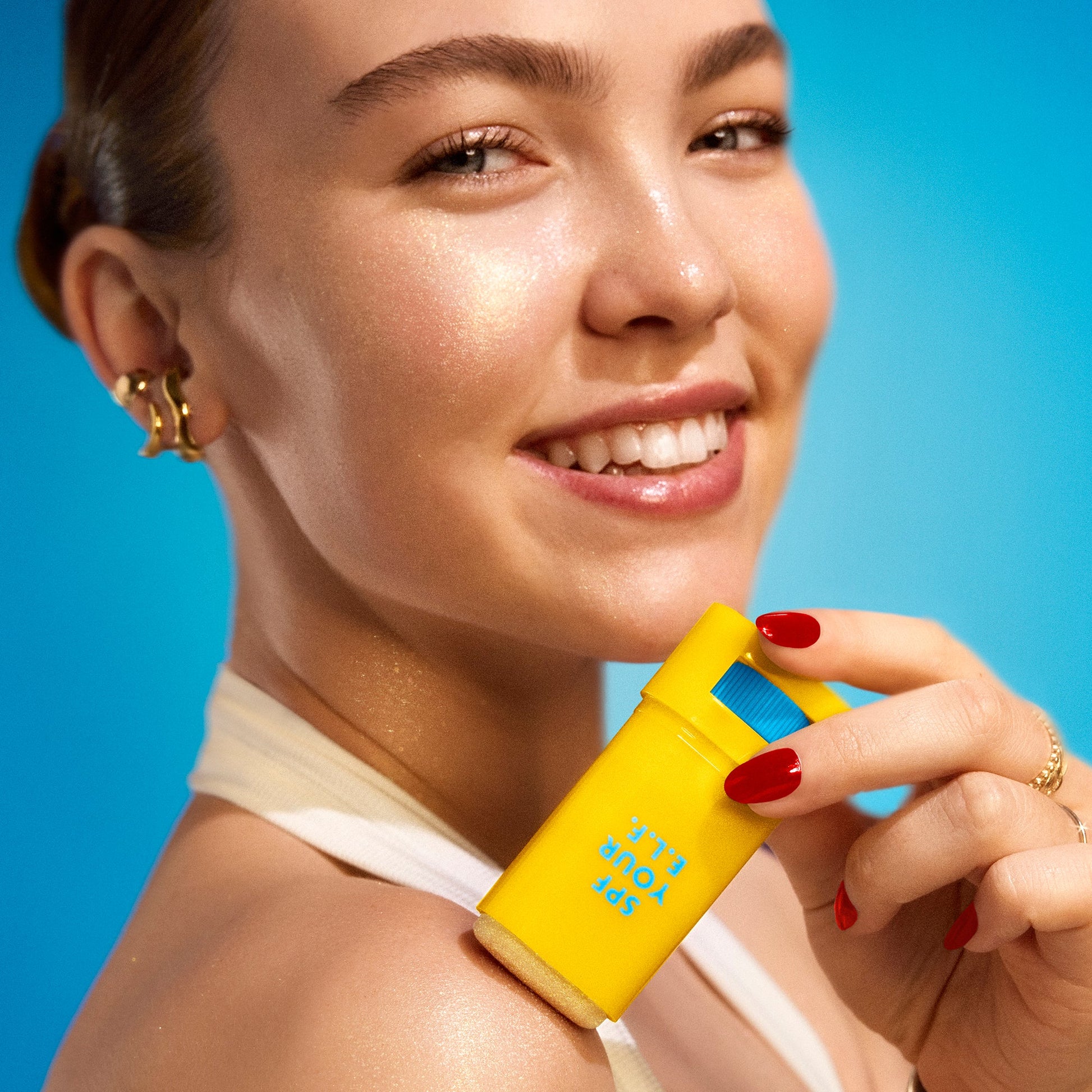suntouchable-invisi-stick-spf-50-glitz-y3 030526_SKIN_Haley_Invisistick-Glitz_0987_w3QC_IGF.jpg
