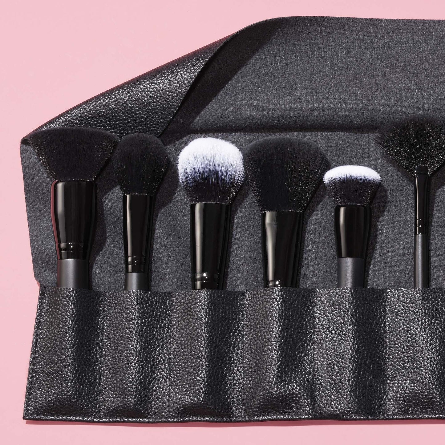 17-piece-ultimate-makeup-brush-set-and-travel-roll-b3 042423_UltBrushSet_V2_Main-2_IGF_carousel1.jpg