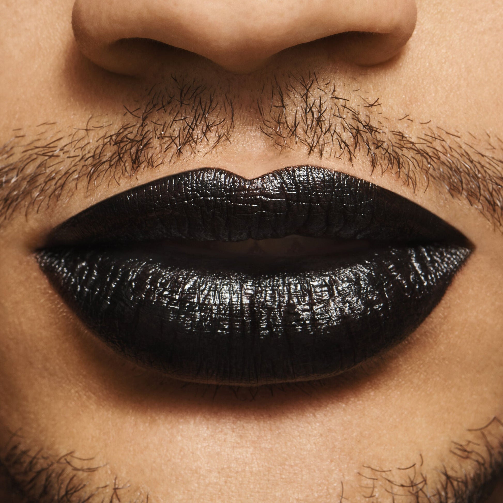 o-face-satin-lipstick-s3 071122_OF_Bryson_V4_0032_FINAL_RGB_IGF.jpg