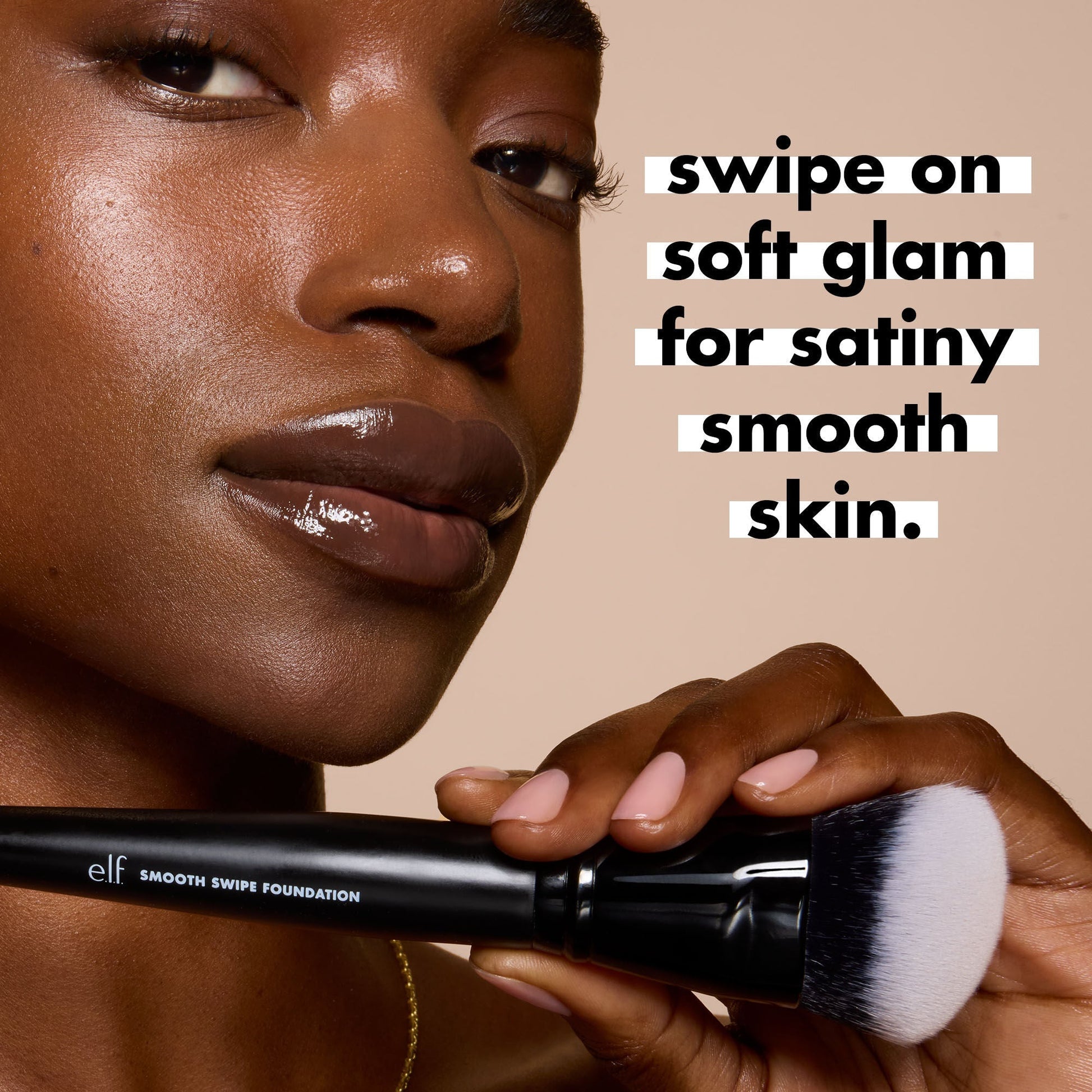 smooth-swipe-foundation-brush-h2 0925_EDUCATION_SMOOTHSWIPEFOUNDATIONBRUSH_PAIRING_20FOUNDATION_20_20BRUSH_20OPTION2.jpg