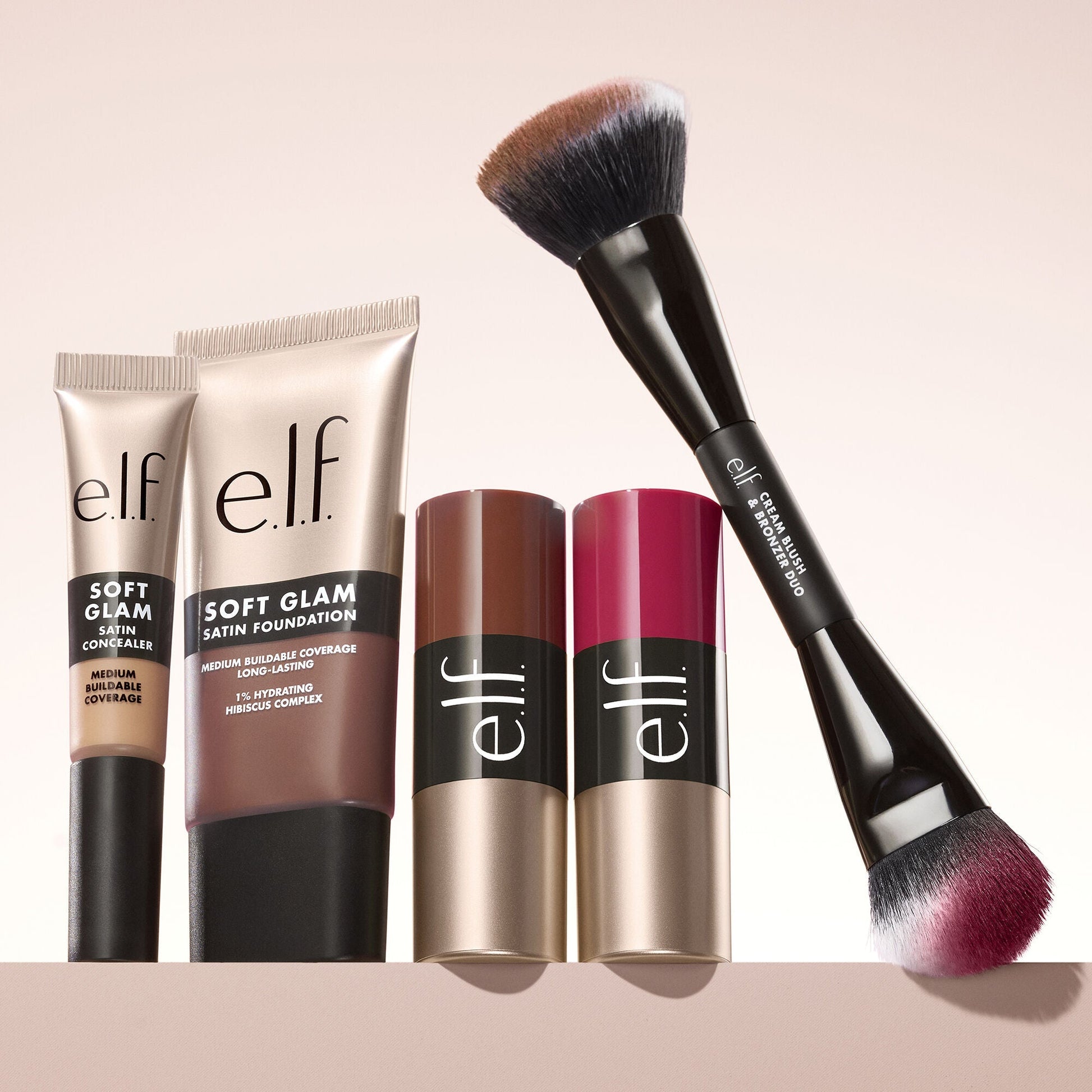 cream-blush-and-bronzer-duo-brush-a2 100225_SoftGlam_Family_0599_MAIN_CLEAN_FOCUS_01_w3QC_RGB_e6629409-dc63-4e11-ad91-1563bf1b72e0.jpg