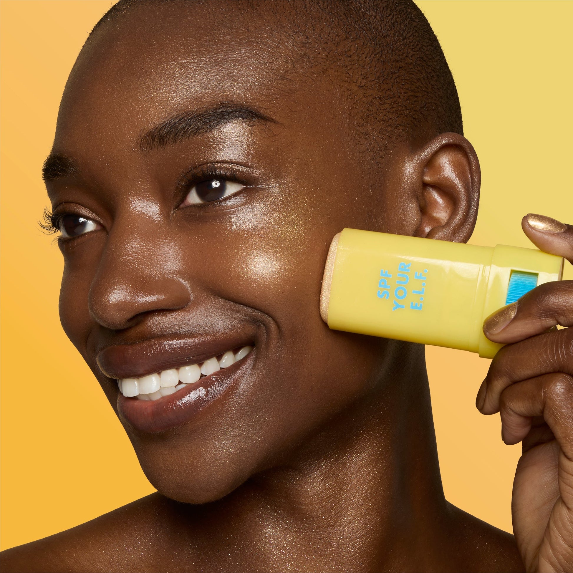 suntouchable-invisi-stick-spf-50-glitz-y3 57109_SUNTOUCHABLES_INVISI_STICK_IYANNA_0124_V4.jpg