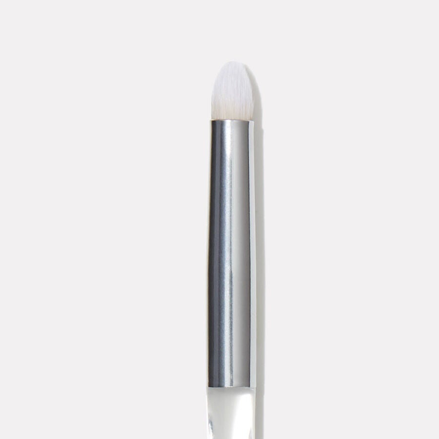 precision-smudge-brush-o3 85311_BeautifullyPreciseSmudgeBrush_2.jpg